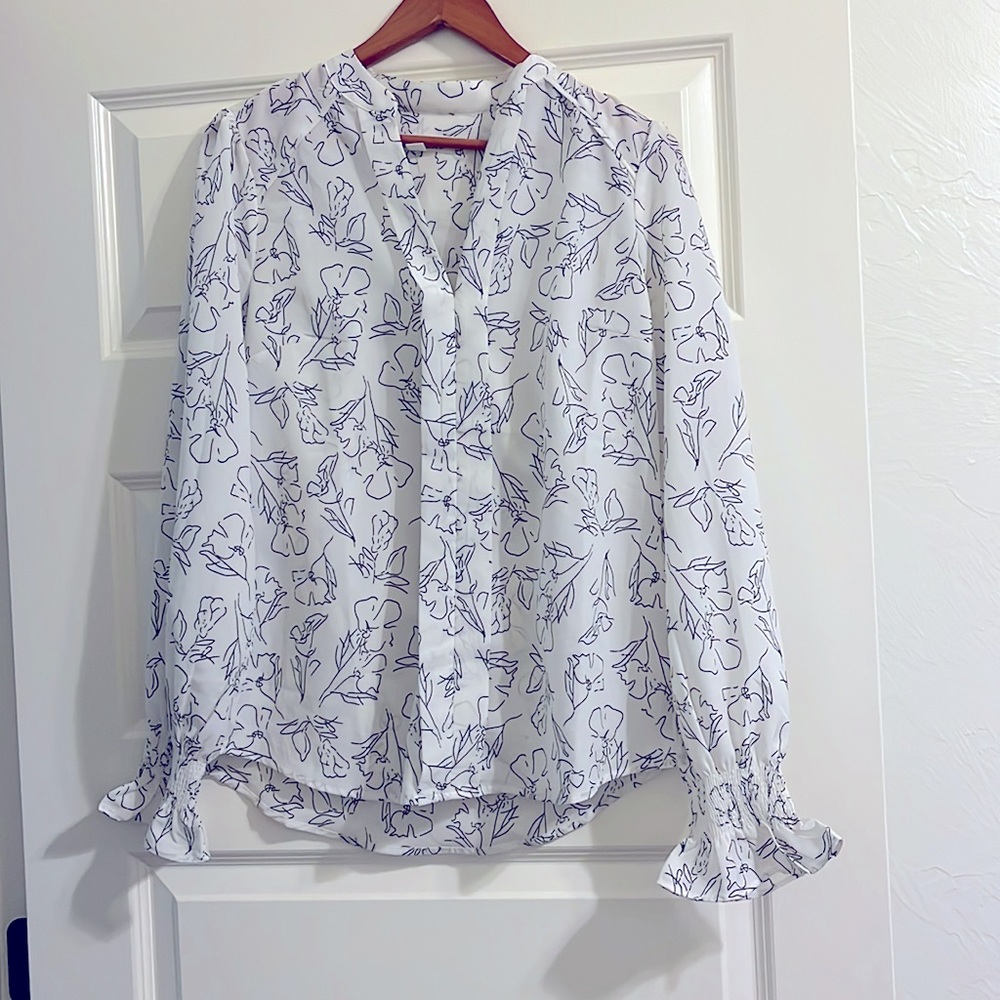 Ladies classy blouse!
